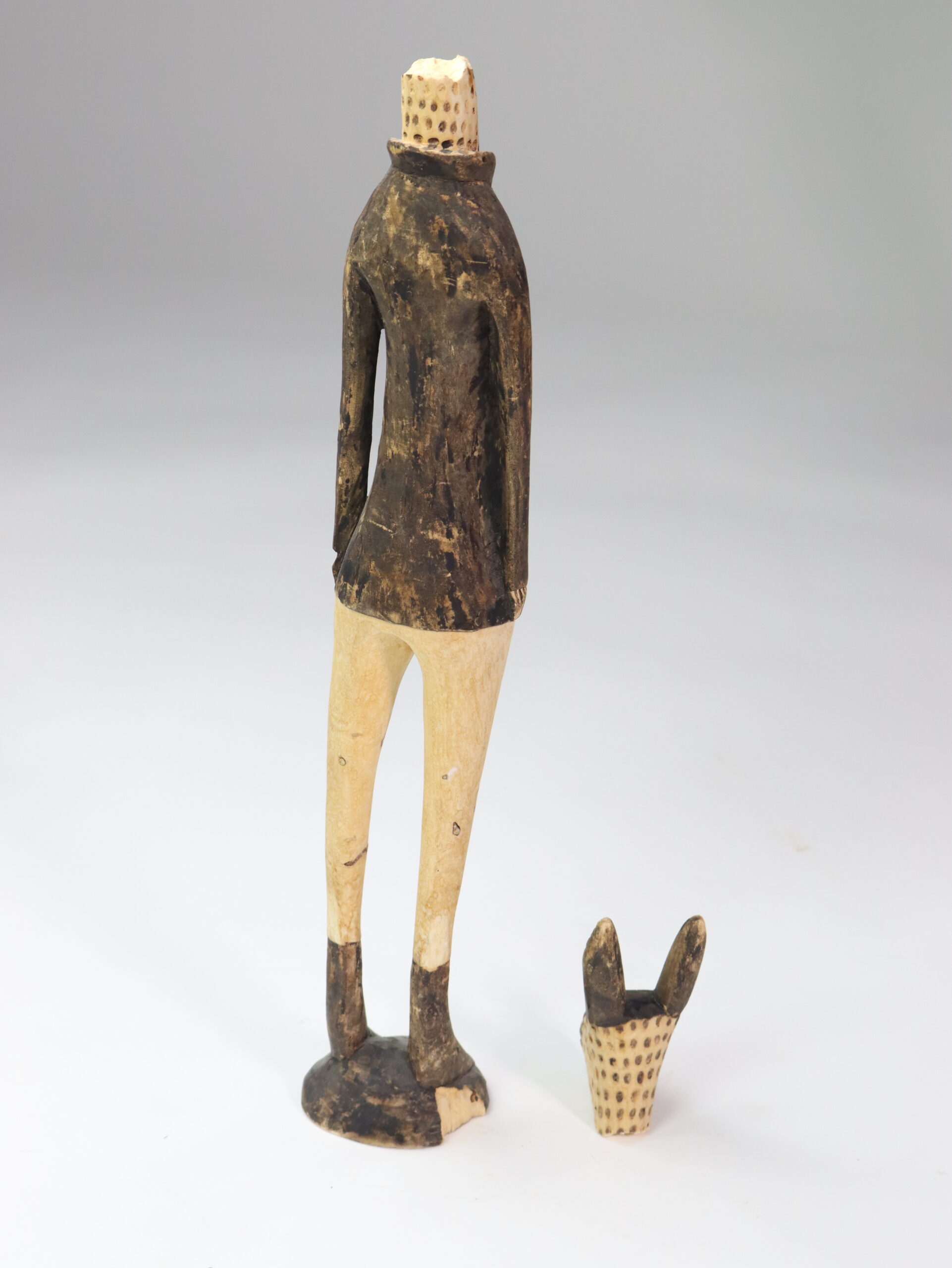 photo of headless giraffe 
